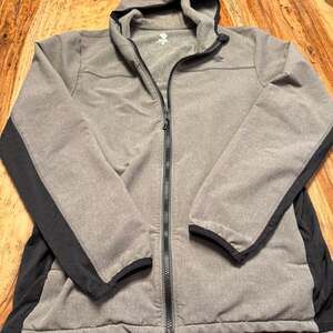 rabbit Zip & Zoom Hoodie Women's Jacket Color: Gray, Black Size: Small